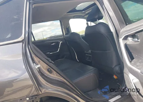 2024 Toyota Rav4 Xle Premium from USA, damaged, VIN 2T3A1RFV1RC467401